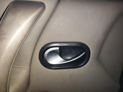 MANETA INTERIOR DELANTERA IZQUIERDA