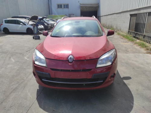 RENAULT MEGANE III SPORT TOURER — vehículo donante para recambios 