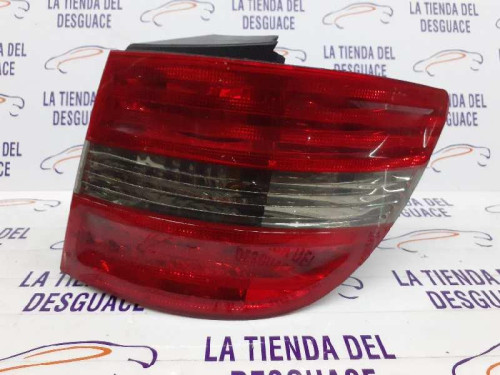  PILOTO TRASERO DERECHO 