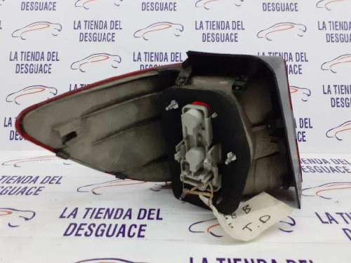  PILOTO TRASERO DERECHO 