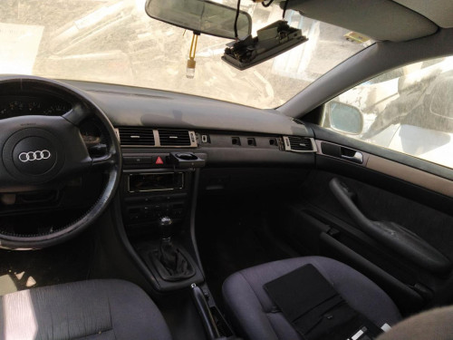  GUANTERA AUDI A6 BERLINA (4B2) 