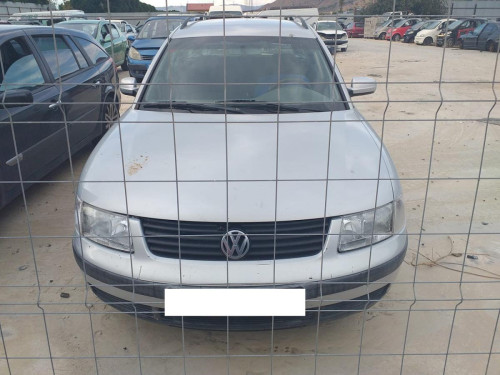  VOLKSWAGEN PASSAT VARIANT (3B5) 
