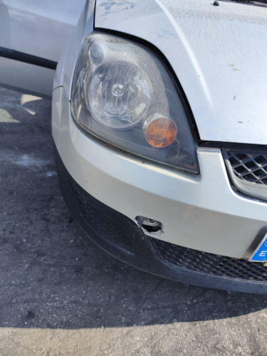 FARO DERECHO FORD FIESTA (CBK) 