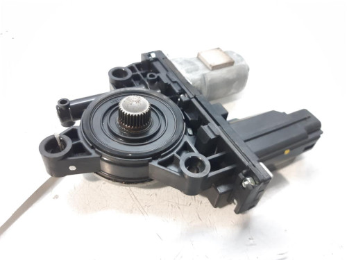 MOTOR ELEVALUNAS TRASERO DERECHO Kia CARENS (RP) 