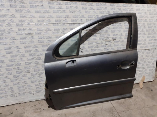  PUERTA DELANTERA IZQUIERDA 