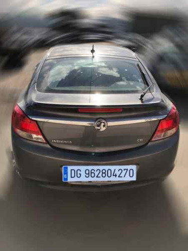  OPEL INSIGNIA BERLINA 