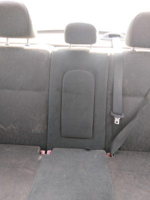 ASIENTO TRASERO MEDIO