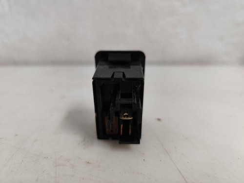  INTERRUPTOR MITSUBISHI 