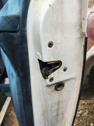 CERRADURA PUERTA DELANTERA DERECHA CHEVROLET ASTRO VAN 
