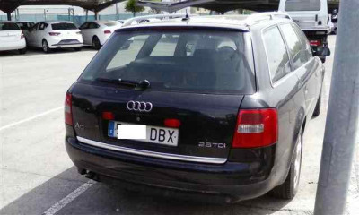 AUDI A6 AVANT (4B5)