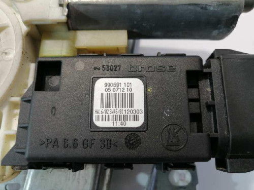 ELEVALUNAS TRASERO DERECHO Mercedes-Benz CLASE A (BM 168) 