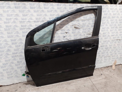 PUERTA DELANTERA IZQUIERDA