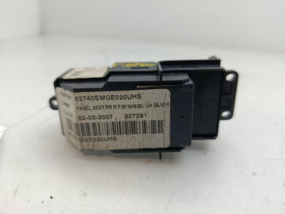 MANDO ELEVALUNAS TRASERO DERECHO, Honda, CIVIC 5 PUERTAS (FK)
