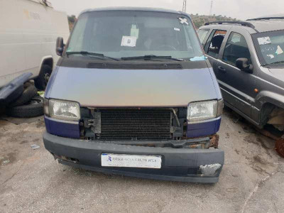 VOLKSWAGEN T4 TRANSPORTER BUS