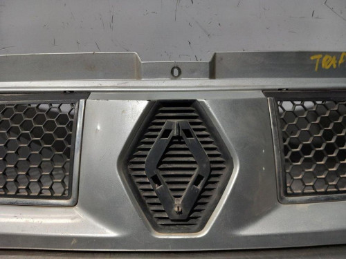 REJILLA DELANTERA RENAULT TRAFIC II FURGÓN 