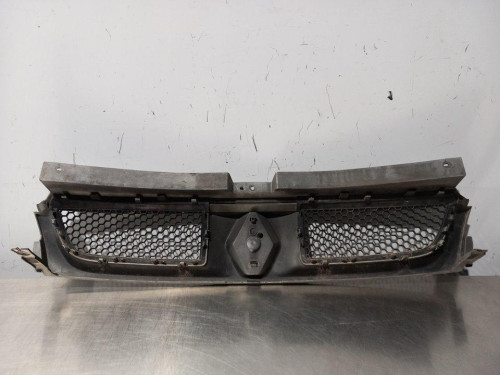  REJILLA DELANTERA RENAULT TRAFIC II FURGÓN 