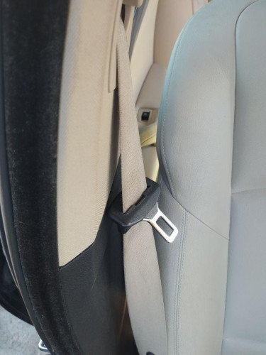 CINTURON SEGURIDAD DELANTERO DERECHO used