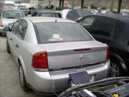  OPEL VECTRA C BERLINA 