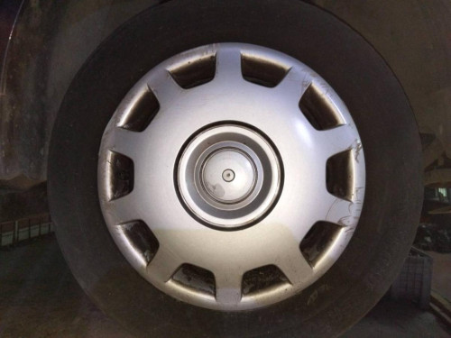 LLANTA Volkswagen PASSAT BERLINA (3B2) 