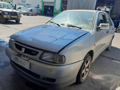 SEAT CORDOBA BERLINA (6K2)