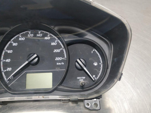  CUADRO INSTRUMENTOS Toyota YARIS (KSP1/NLP1/NSP1) 