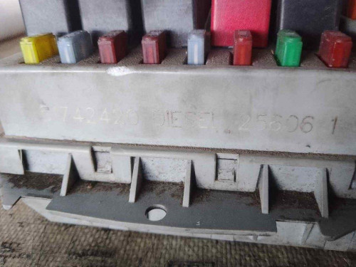 CAJA RELES / FUSIBLES ALFA ROMEO 147 (190) 