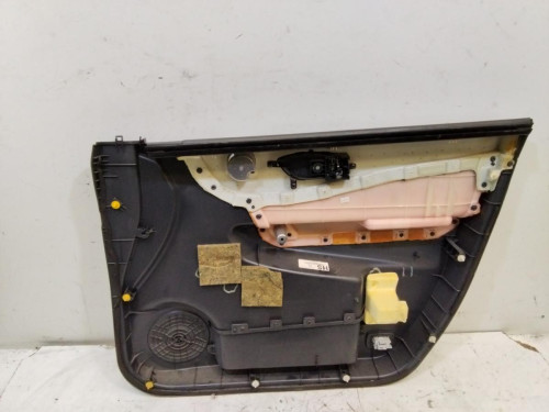 GUARNECIDO PUERTA DELANTERA IZQUIERDA Renault KOLEOS I 