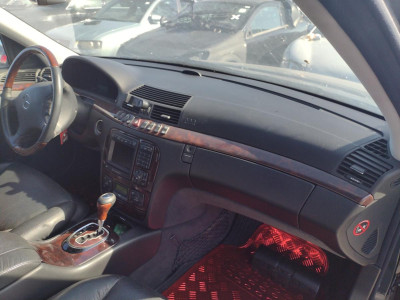 MERCEDES-BENZ CLASE S (BM 220) BERLINA