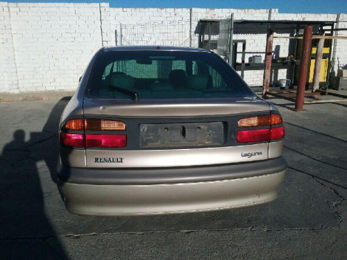  RENAULT LAGUNA (B56) 
