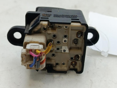 MANDO ELEVALUNAS DELANTERO IZQUIERDO, HYUNDAI, ATOS PRIME (MX)