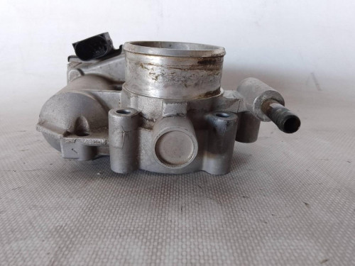 CAJA MARIPOSA OPEL CORSA C 
