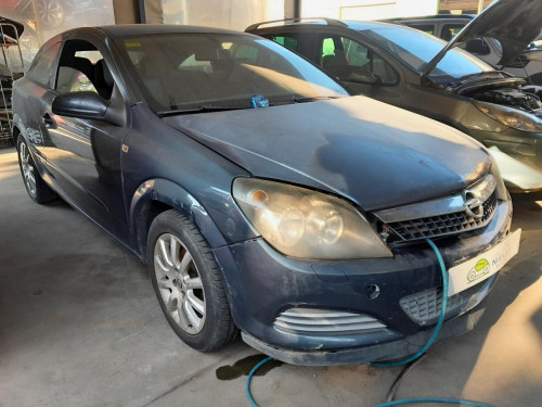  OPEL ASTRA H GTC 