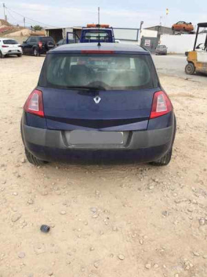 RENAULT MEGANE II BERLINA 3P