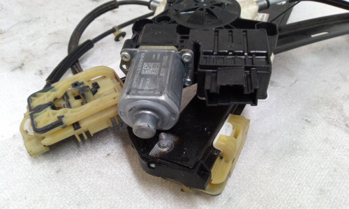  MOTOR LIMPIA DELANTERO VOLKSWAGEN POLO VI (AE1) 