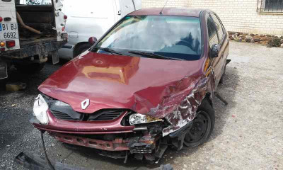 RENAULT LAGUNA (B56)