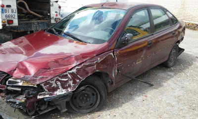 RENAULT LAGUNA (B56)