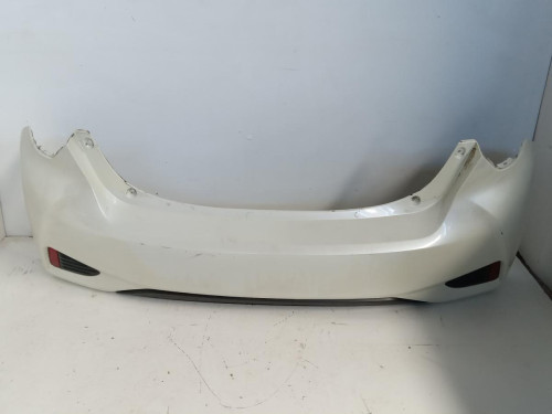 PARAGOLPES TRASERO Toyota YARIS (XP13) 