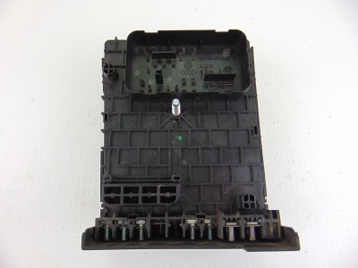 CAJA RELES / FUSIBLES, VOLKSWAGEN, PASSAT BERLINA (3C2)