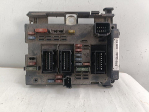 CAJA RELES / FUSIBLES Citroen XSARA BERLINA 