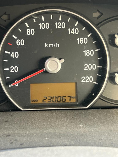  KIA CARENS (UN) 