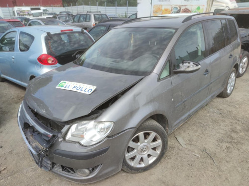  VOLKSWAGEN TOURAN (1T2) 