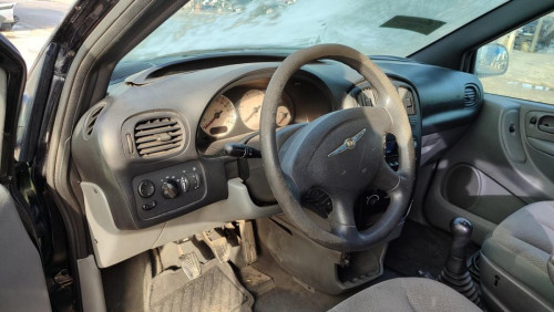  CHRYSLER VOYAGER (RG) 