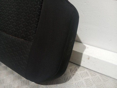  ASIENTOS TRASEROS TOYOTA YARIS CROSS 