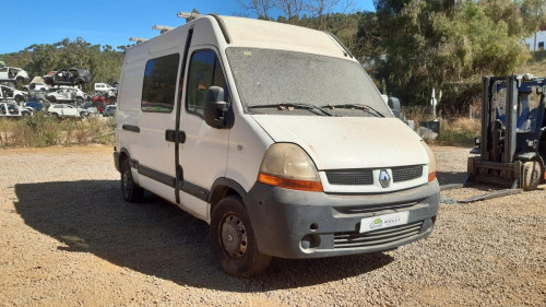 RENAULT MASTER II FASE 2 COMBI — vehículo donante para recambios 