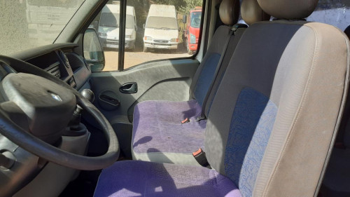 RENAULT MASTER II FASE 2 COMBI — vehículo donante para recambios 