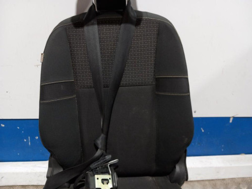  ASIENTO DELANTERO DERECHO 