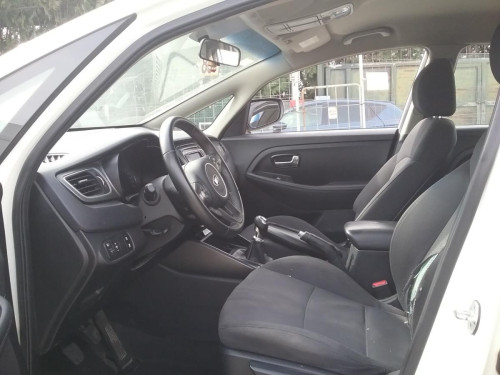  KIA CARENS (RP) 