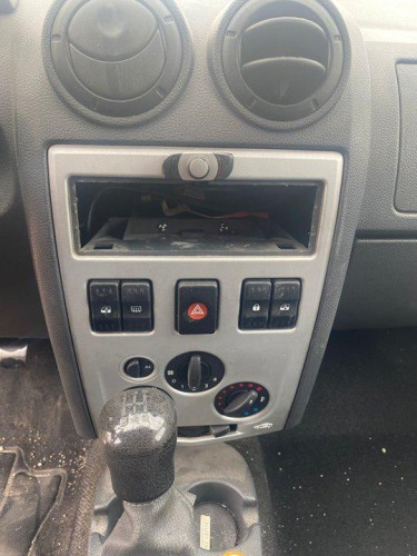  DACIA LOGAN 1 