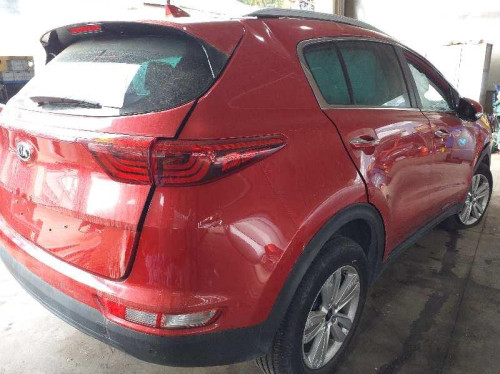 KIA SPORTAGE (QL) — vehículo donante para recambios 