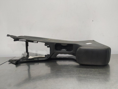  APOYABRAZOS CENTRAL, HYUNDAI, I30 (PD) 